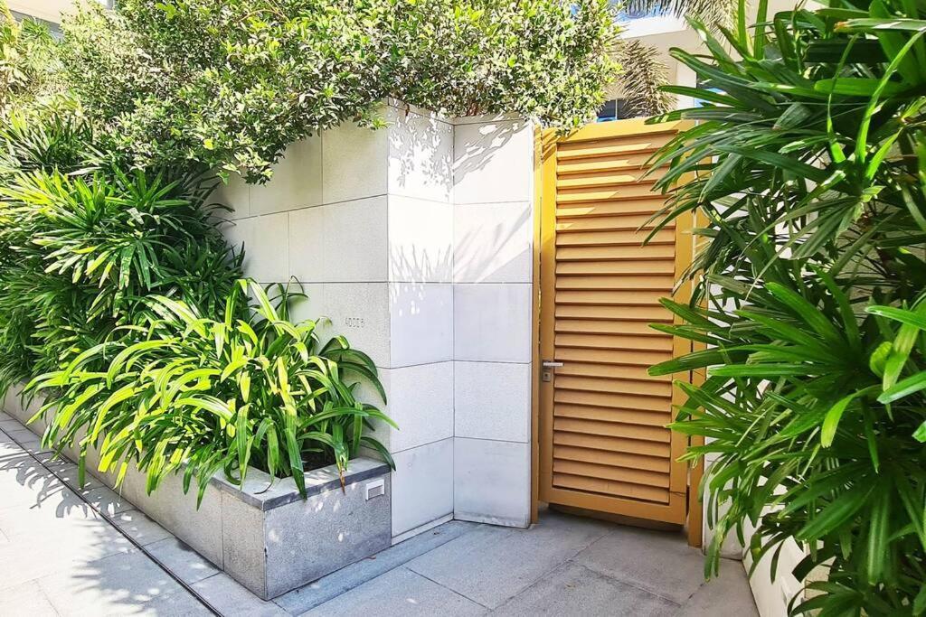 Private Pool Apt. Five Palm Jumeirah Up To 6guest Apartment Dubai